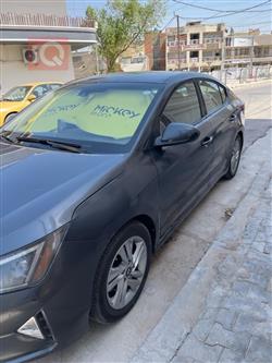 هیوندای ئەلەنترا